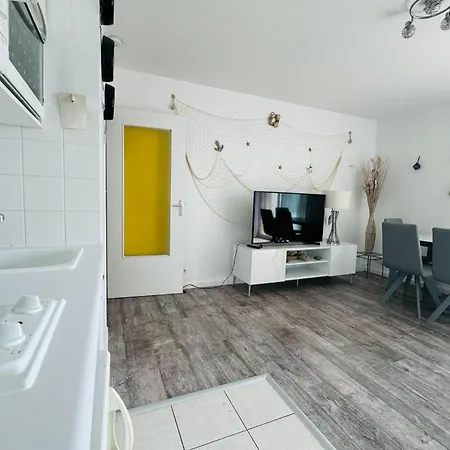 Beautiful With Terrace - Harbour View * Ouistreham
